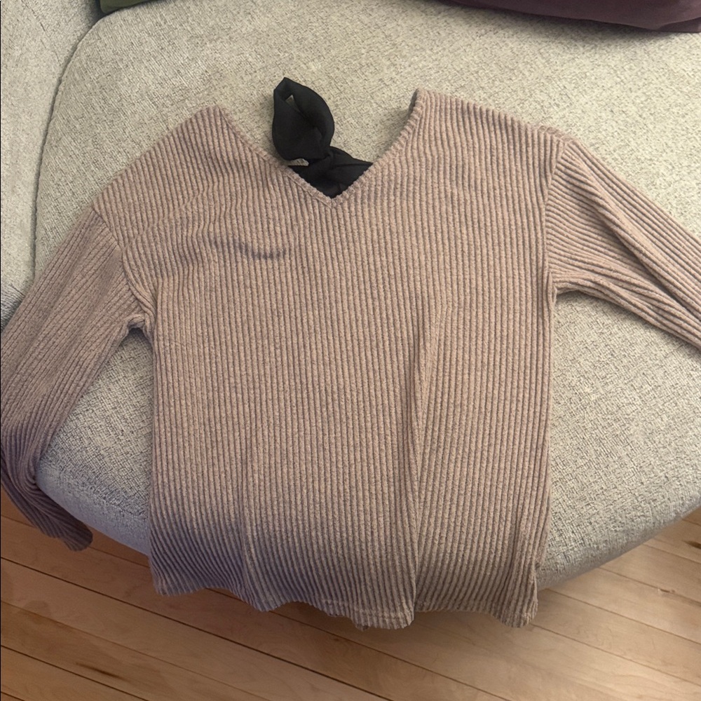 V-Neck Ribbed Sweater in Tan